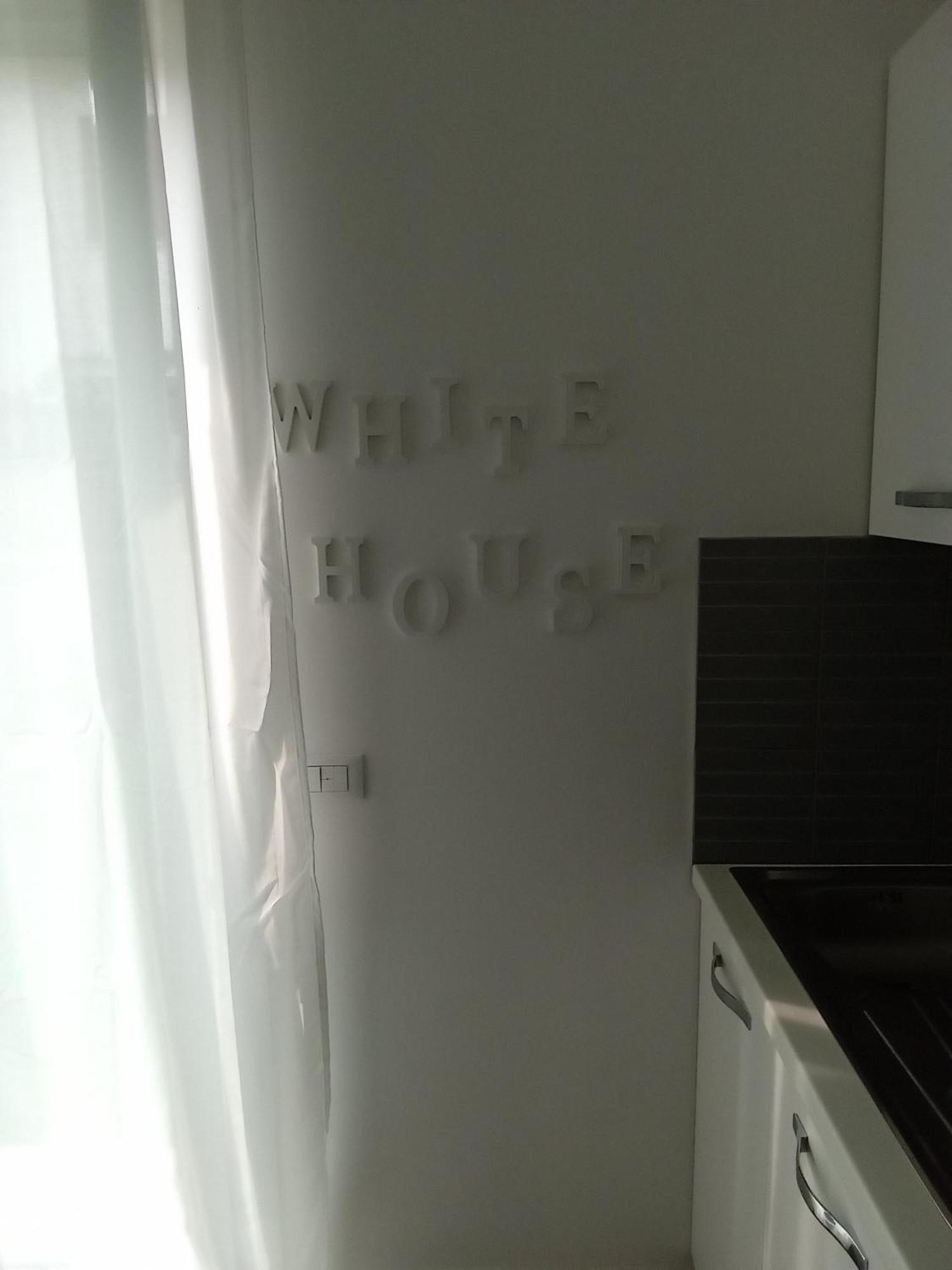 White House 1492..Il Sogno Continua.. Apartman Brescia megye Szoba fotó
